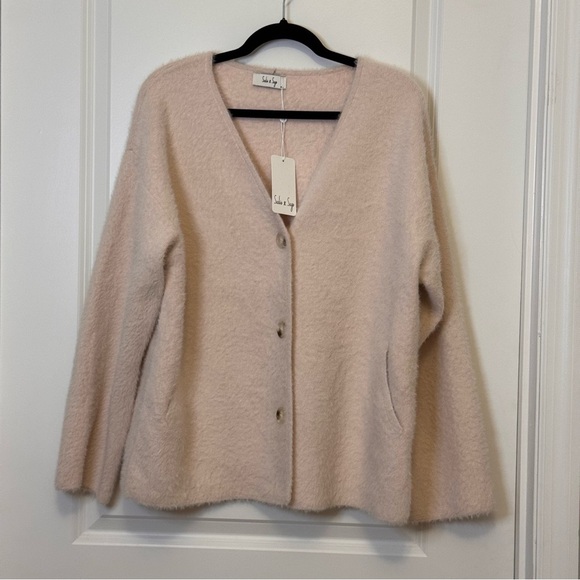 Sadie & Sage Sweaters - Sadie & Sage light pastel pink Cardigan Sweater V-Neck